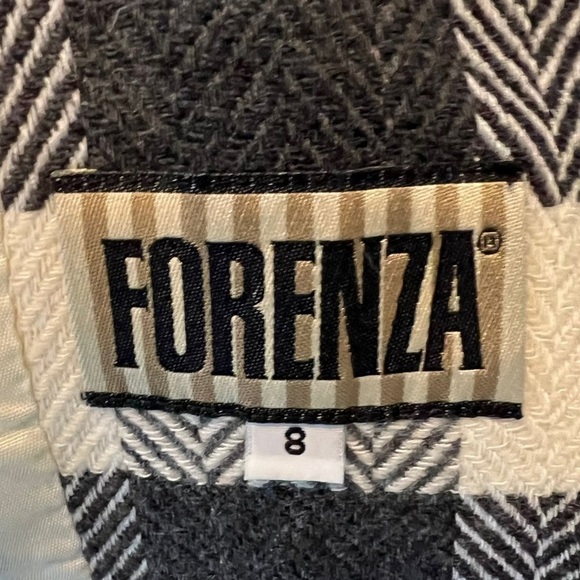 Forenza Vintage Black & White Plaid Blazer, Size 8 - Picture 3 of 5